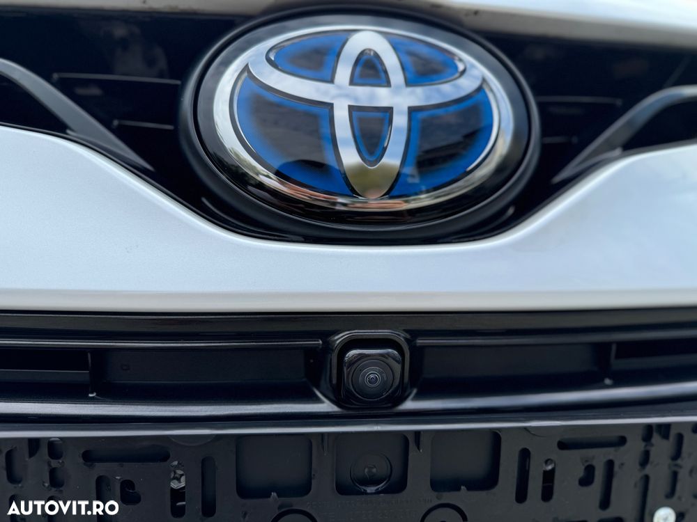 Toyota Camry 2.5 HEV Executive - 11