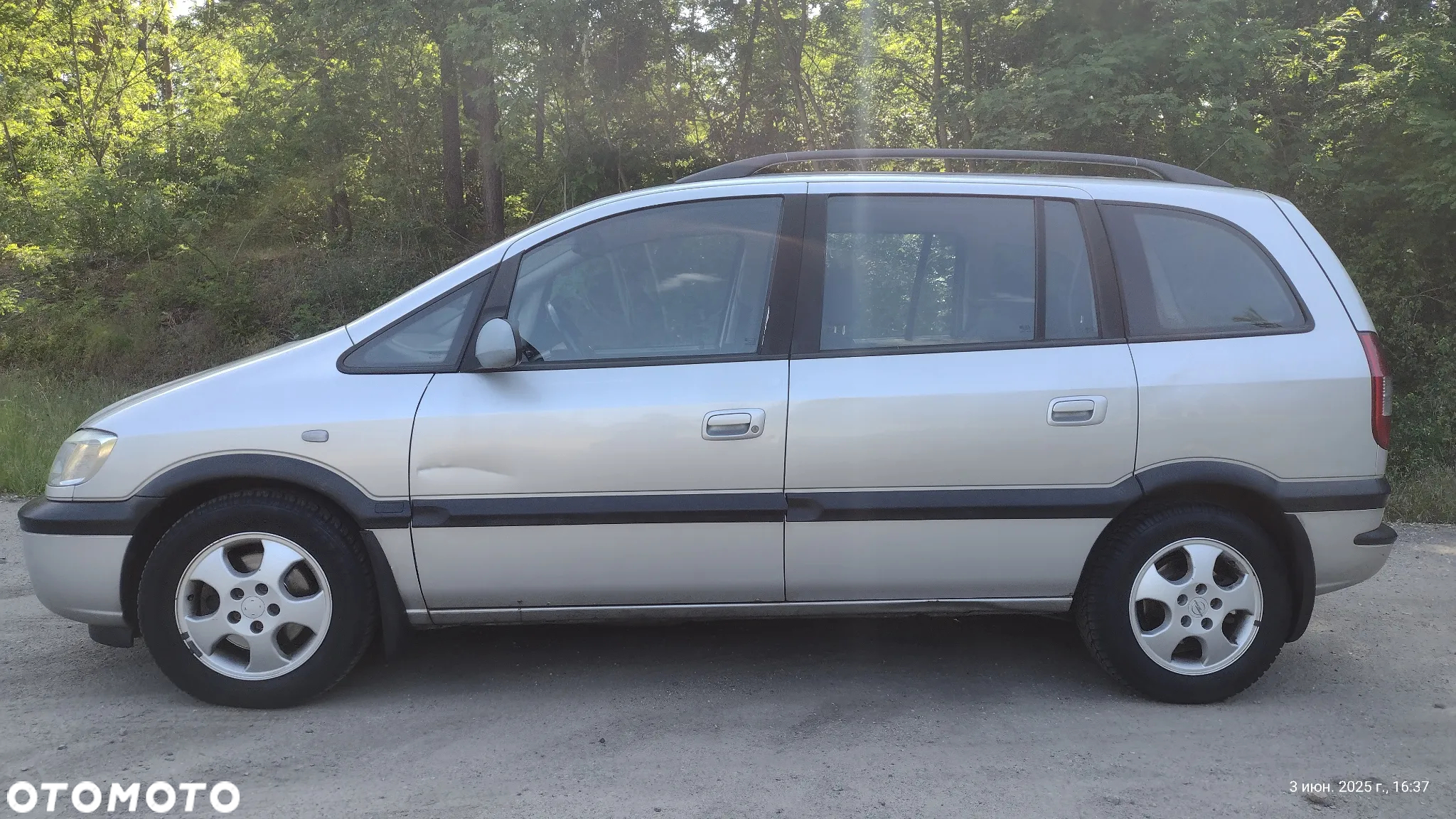 Opel Zafira - 10