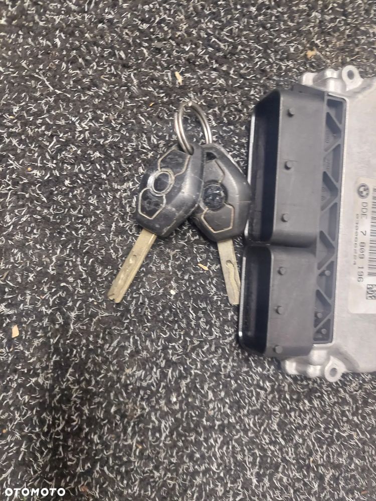 BMW X3 E83 LIFT KOMPUTER CAS KLICZ n47d20a 177KM 7809196 RAF-AUTO CZĘŚCI BMW - 4