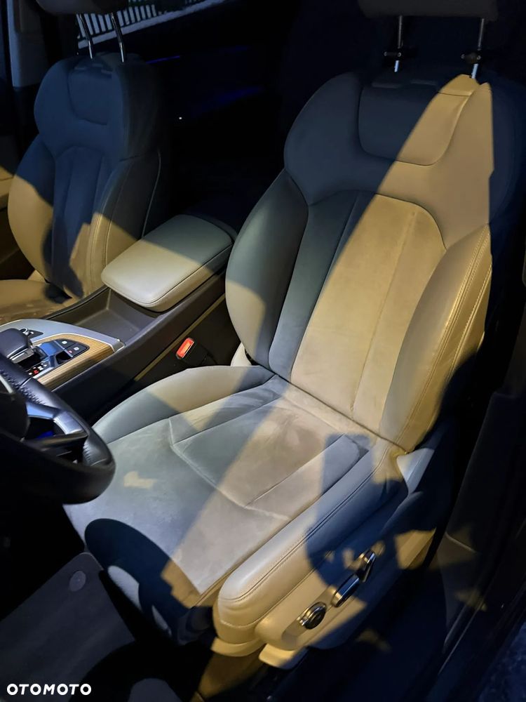 Audi Q7 - 23