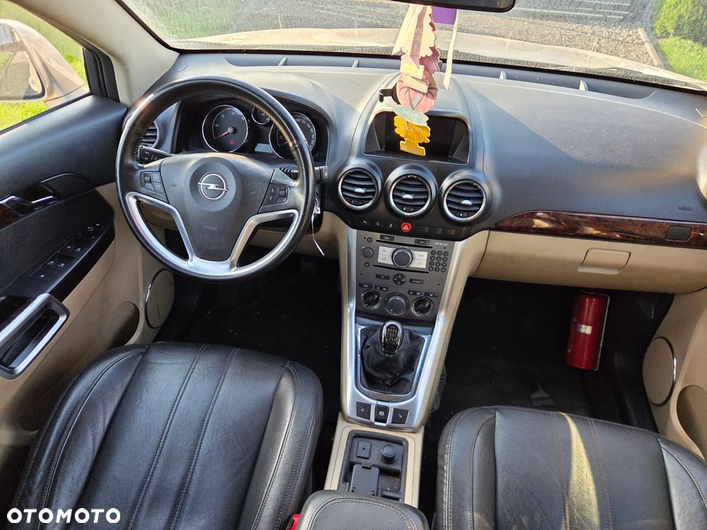 Opel Antara - 8