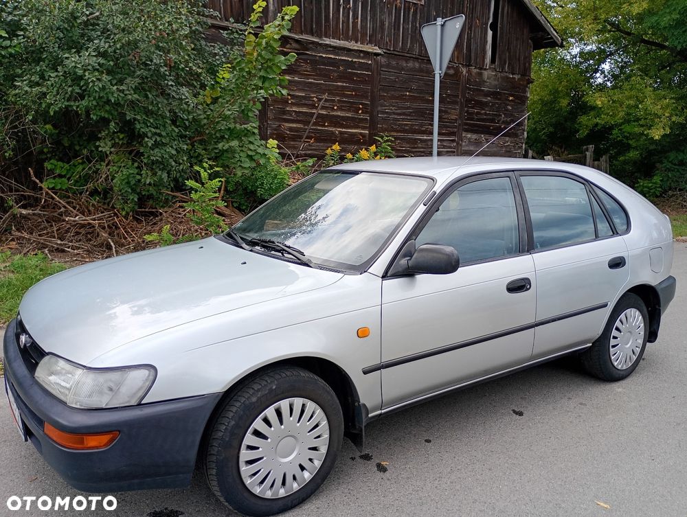 Toyota Corolla - 14