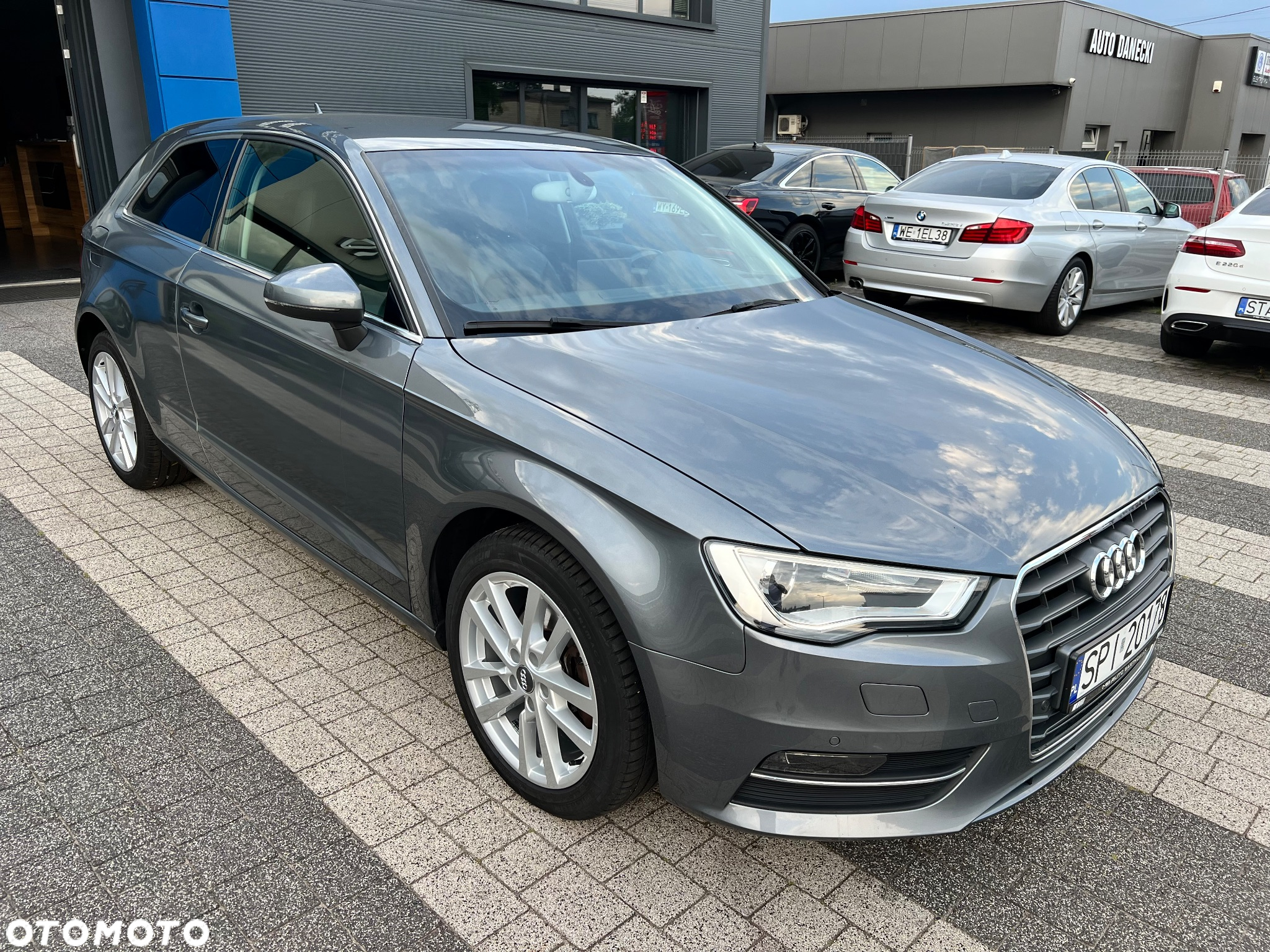 Audi A3 2.0 TDI (clean diesel) S tronic Attraction - 5