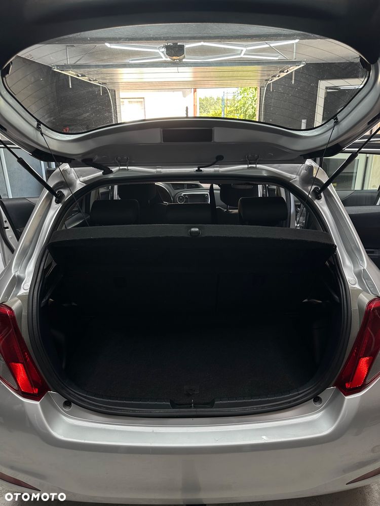 Toyota Yaris 1.0 Active - 12