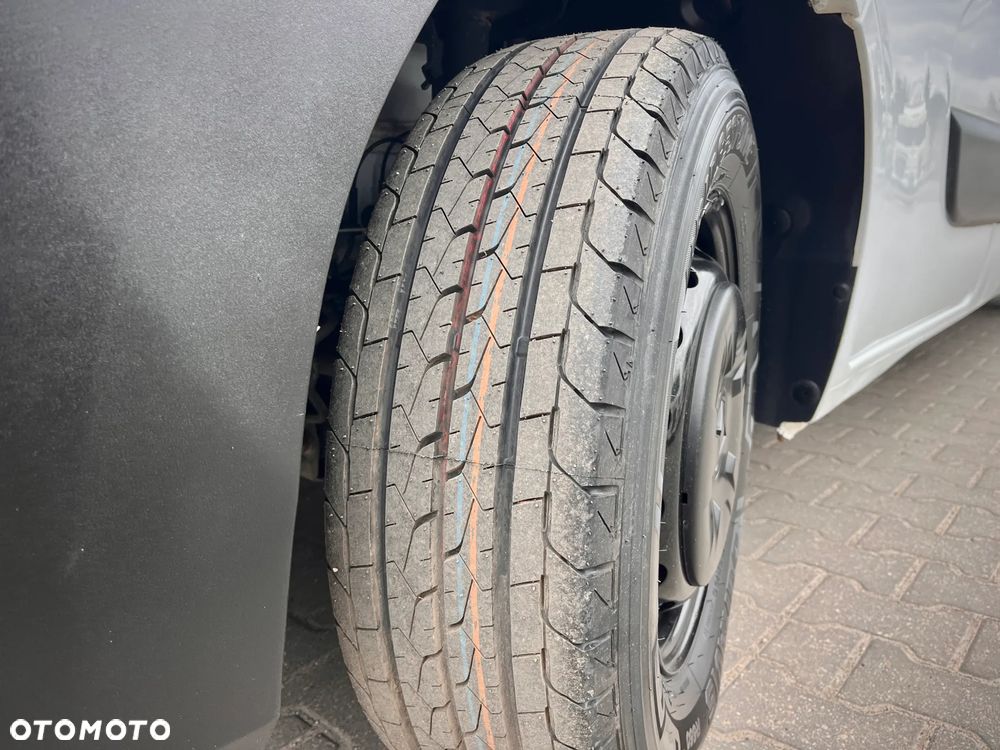 Renault MASTER 2.3 180KM / SALON POLSKA / BOGATA WERSJA / PIERWSZY WŁAŚCICIEL - 28