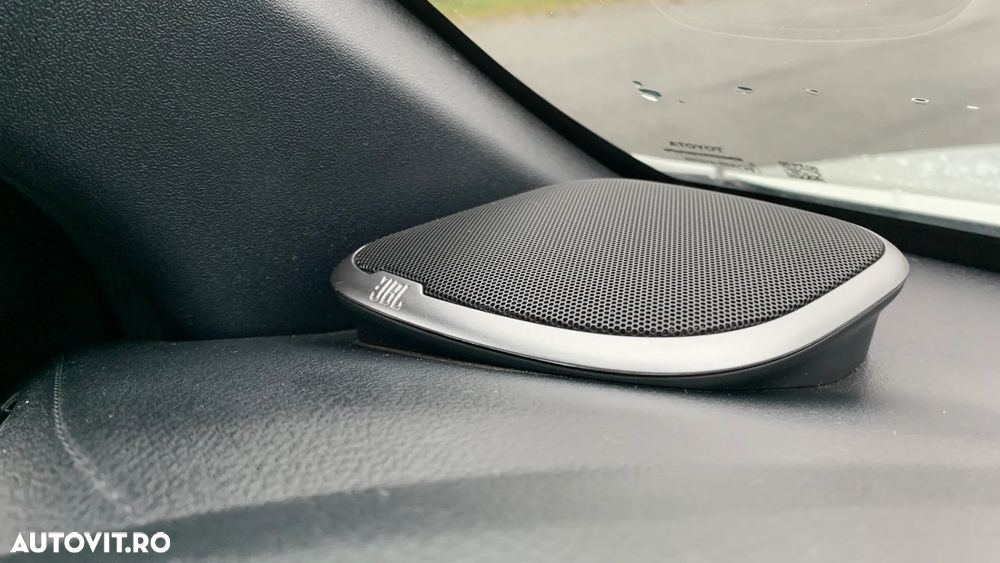 Toyota Hilux 2.8D 204CP 4x4 Double Cab AT GR Sport - 20