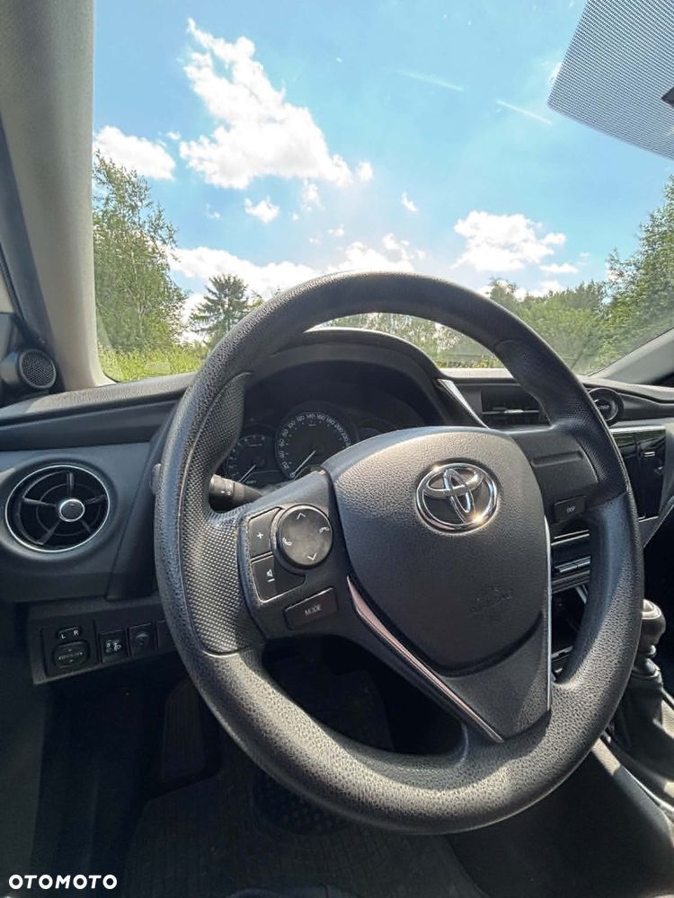 Toyota Auris 1.33 VVT-i Active - 9
