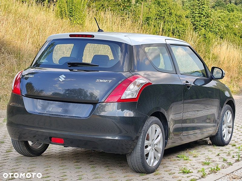 Suzuki Swift 1.2 BlackWhite - 4