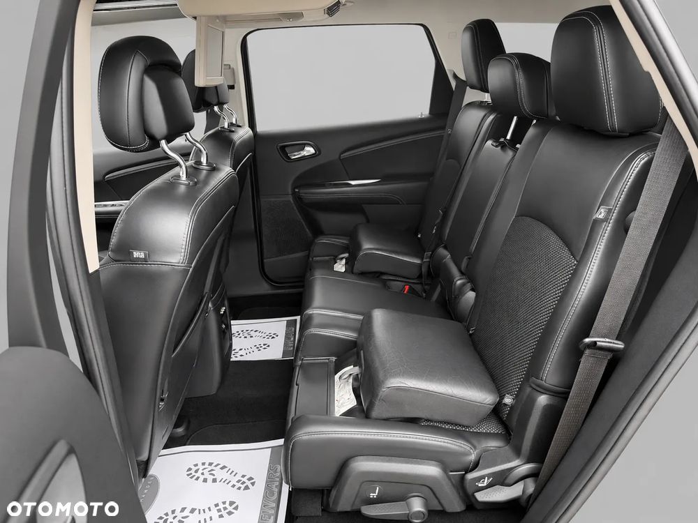 Fiat Freemont 2.0 Multijet 16V DPF Automatik Allrad Cross - 14