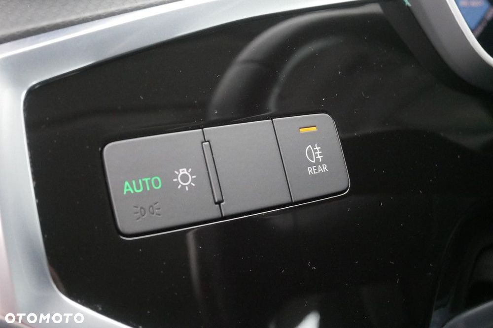 Audi Q3 2.0 TDI S tronic - 26
