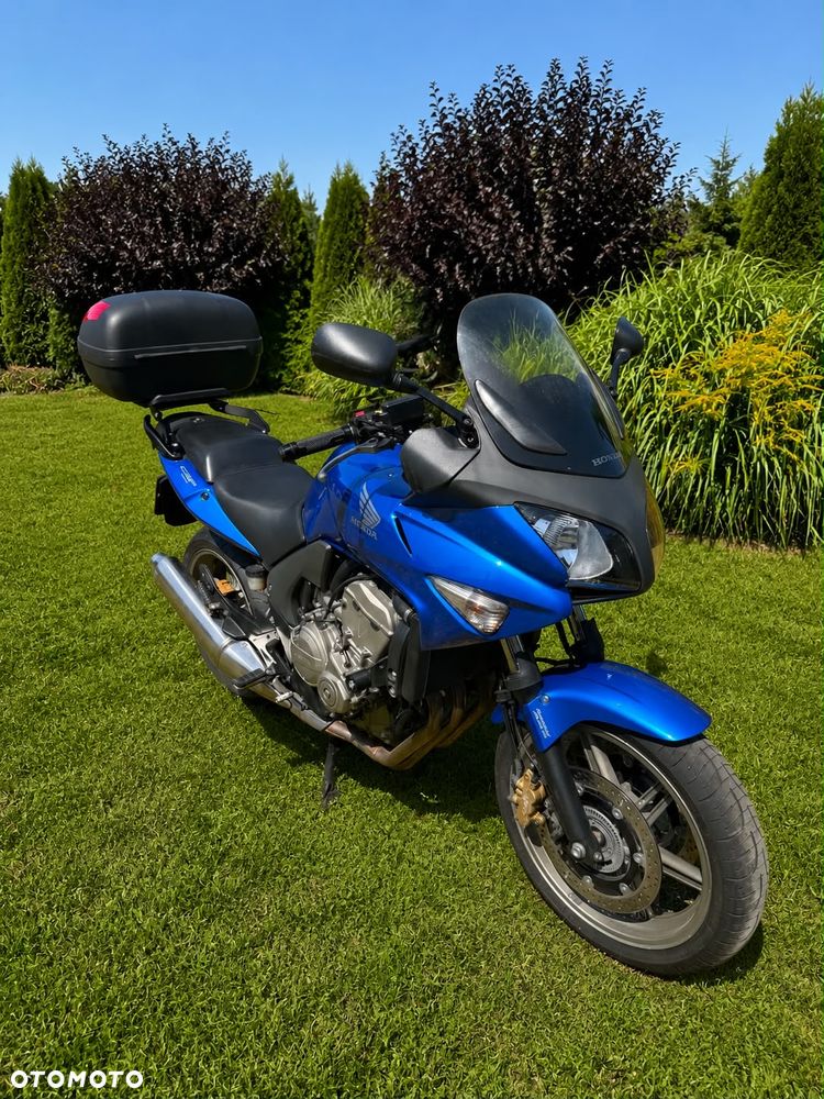 Honda CBF - 2