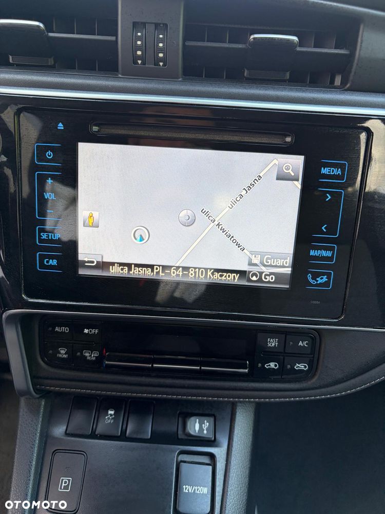 Toyota Auris - 26
