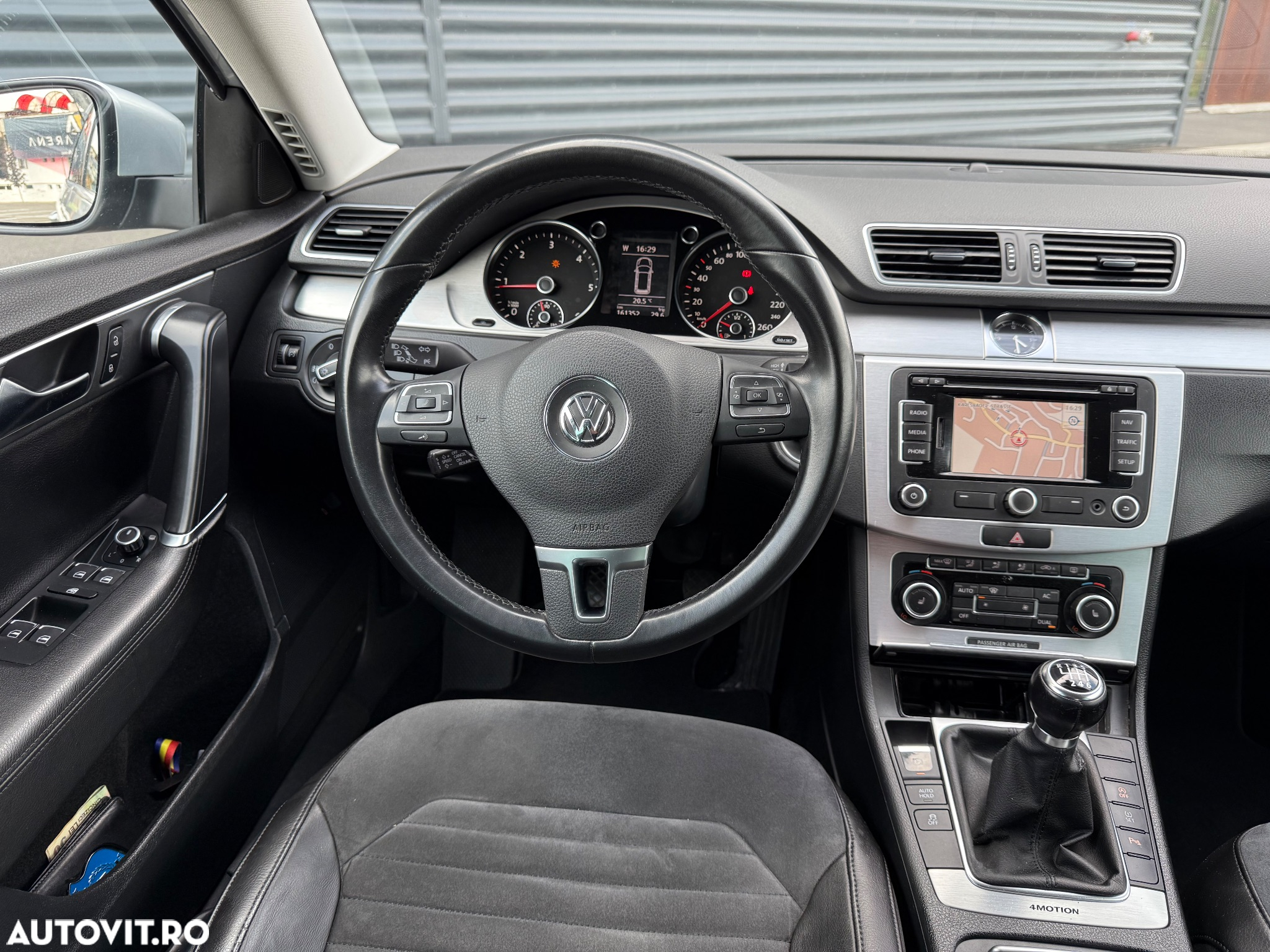 Volkswagen Passat Variant 2.0 TDI 4Motion BlueMotion Technology Business Edition - 7