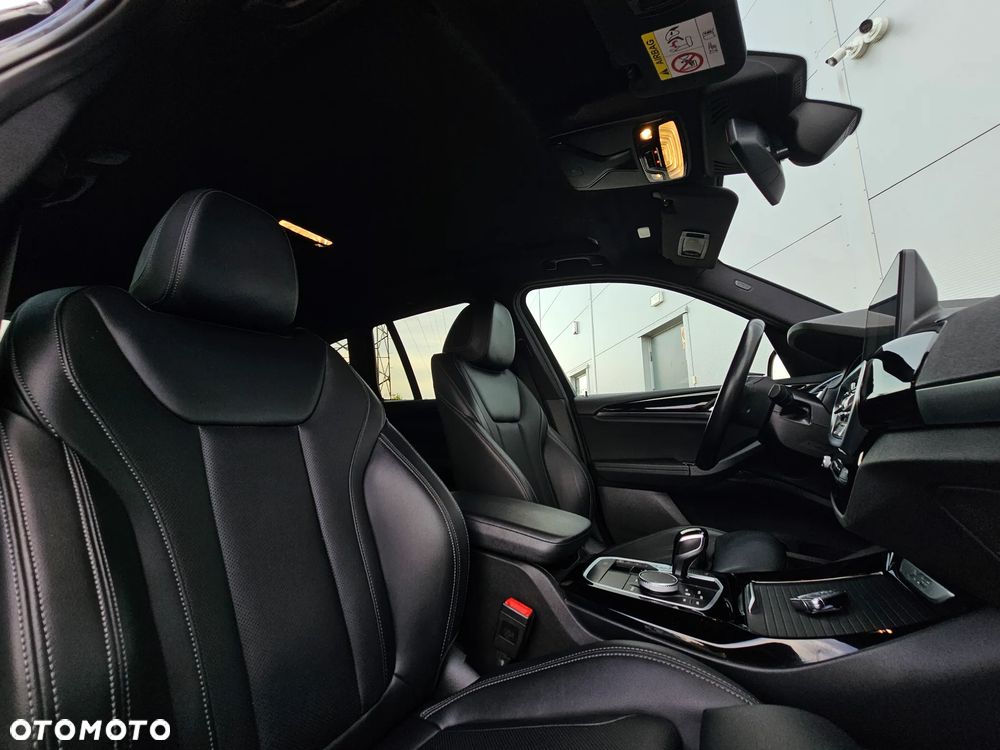 BMW X3 xDrive30e sport - 32