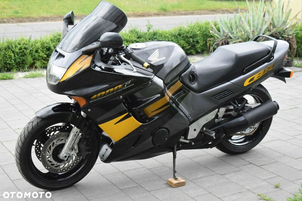 Honda CBR - 4