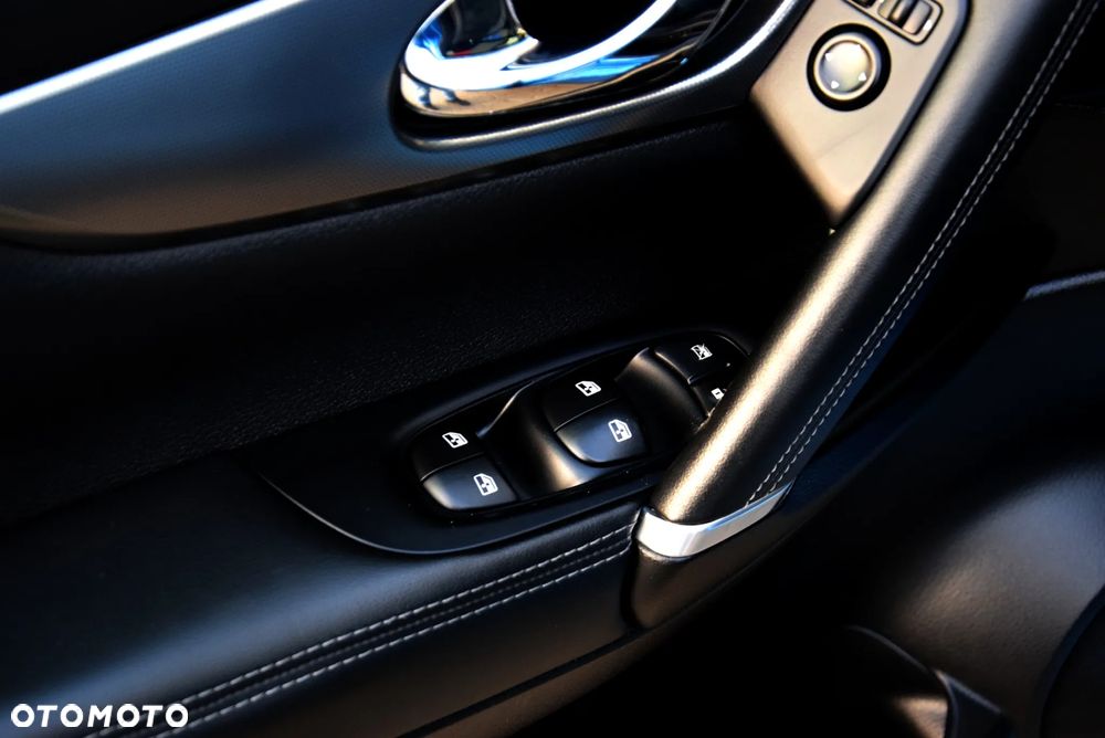 Nissan Qashqai 1.6 DIG-T Tekna+ - 18