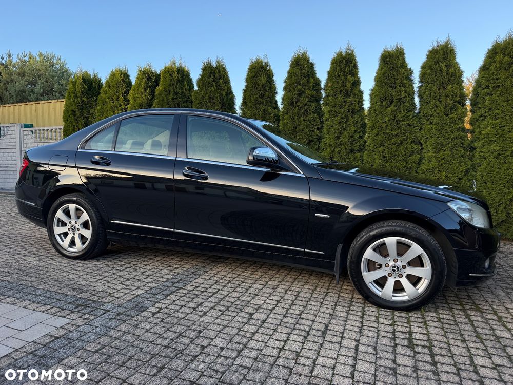 Mercedes-Benz Klasa C 350 7G-TRONIC Elegance - 7