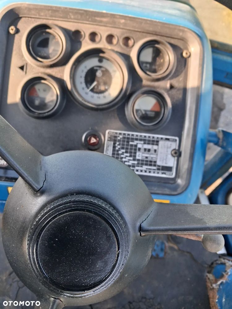 Ford 7700 turbo - 10