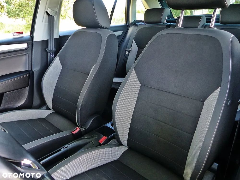 Skoda RAPID 1.4 TSI DSG Style - 19