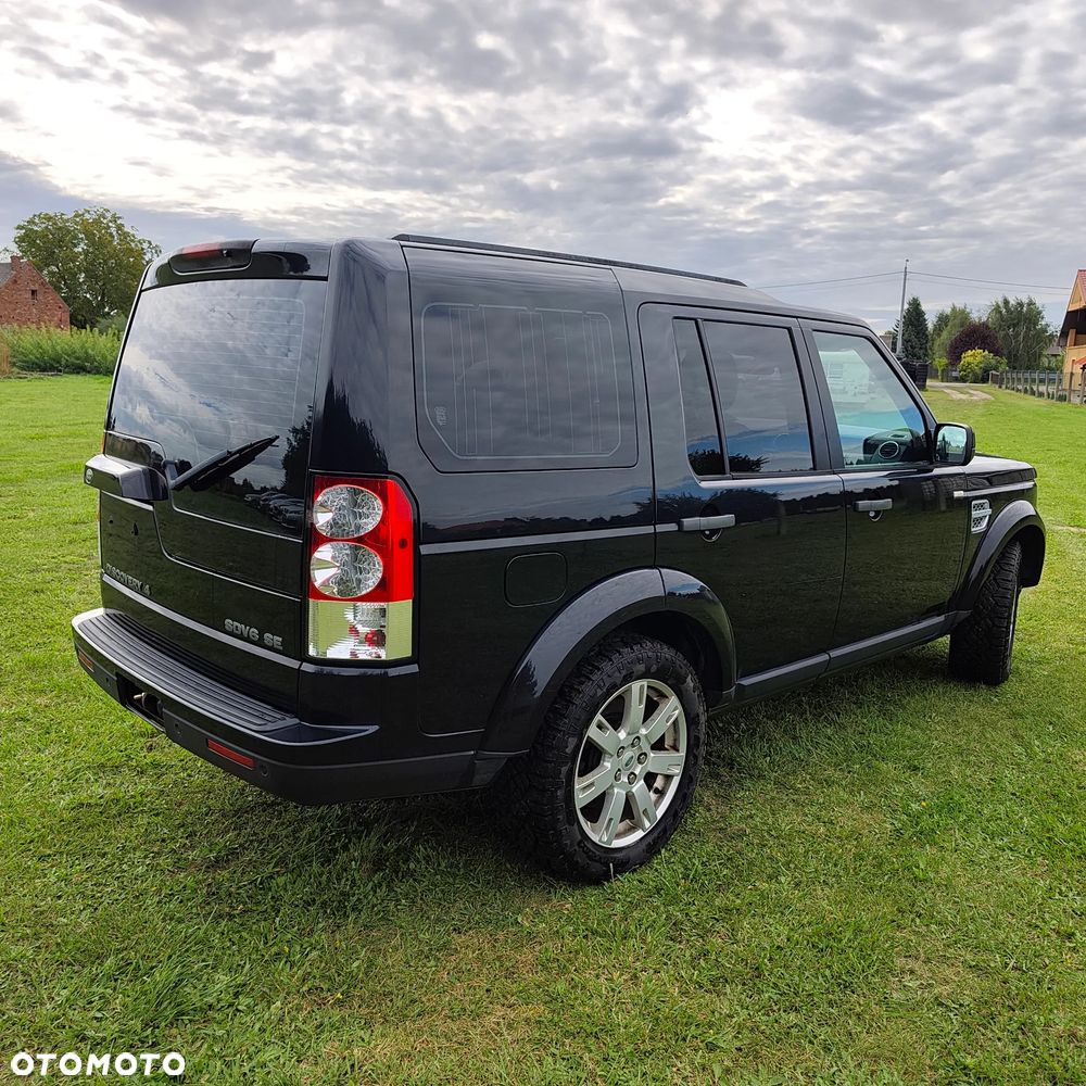 Land Rover Discovery 3.0D V6 SE - 4