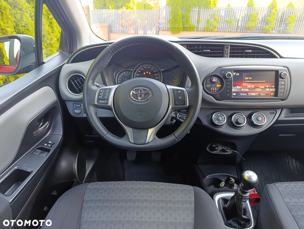 Toyota Yaris 1.33 Premium - 23