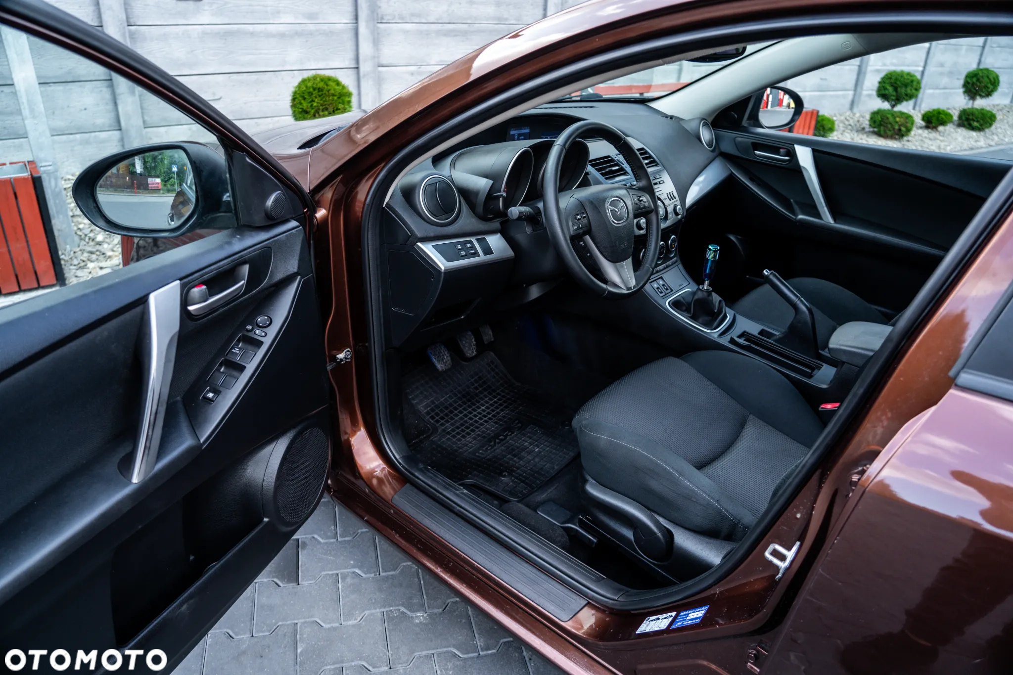 Mazda 3 2.0 MZR DISI Sports-Line - 25