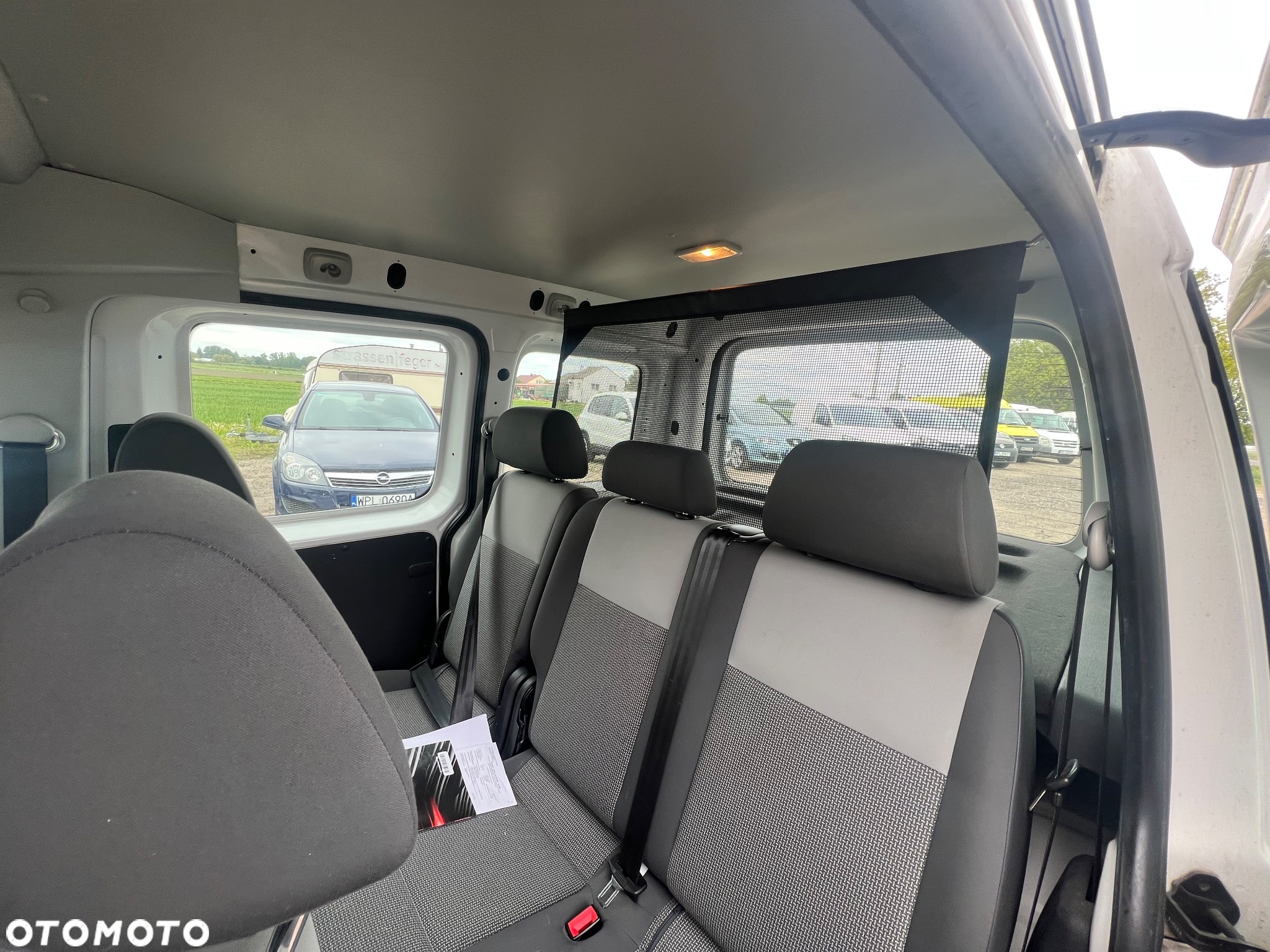 Volkswagen Caddy - 15
