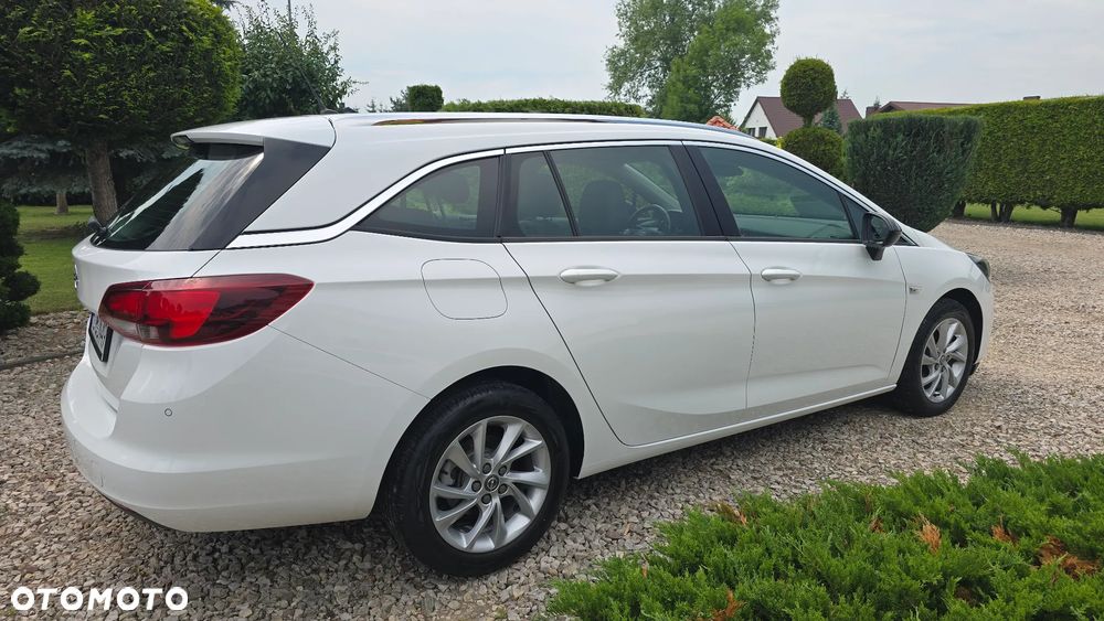 Opel Astra 1.2 T Elegance S&S - 32