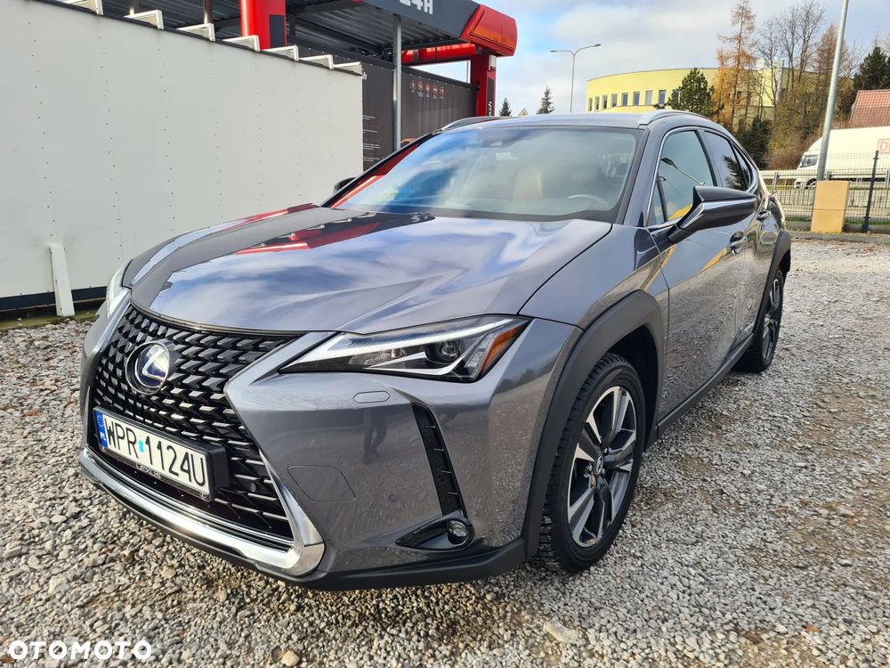 Lexus UX - 2