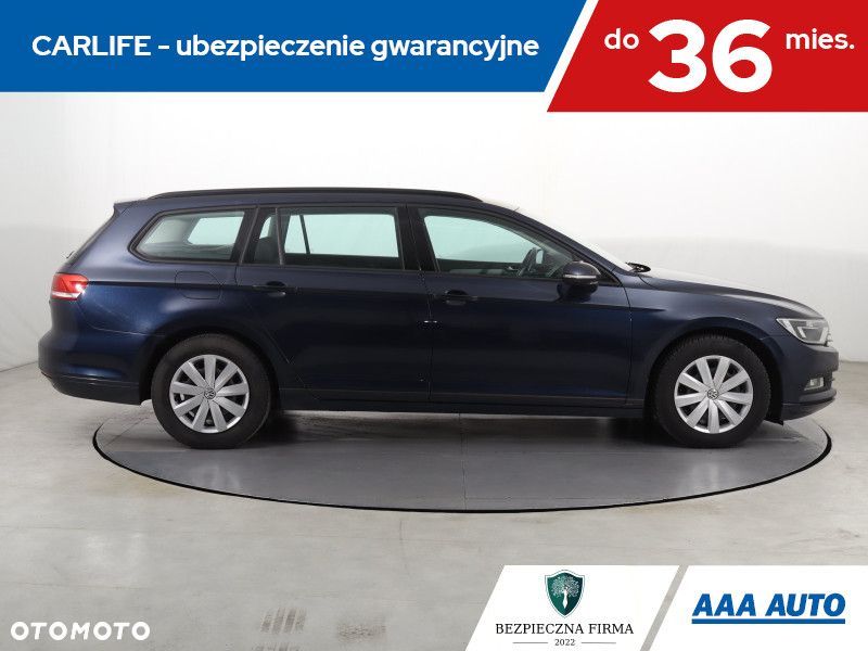 Volkswagen Passat Variant - 8