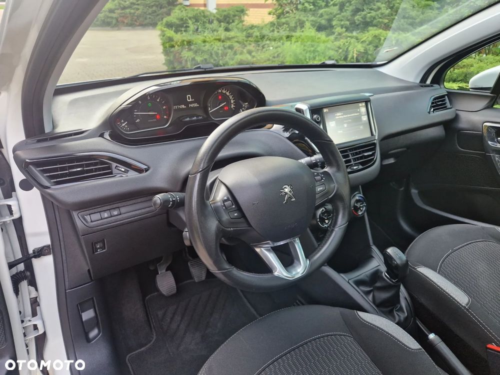 Peugeot 208 Blue-HDi 100 Stop&Start Allure - 14