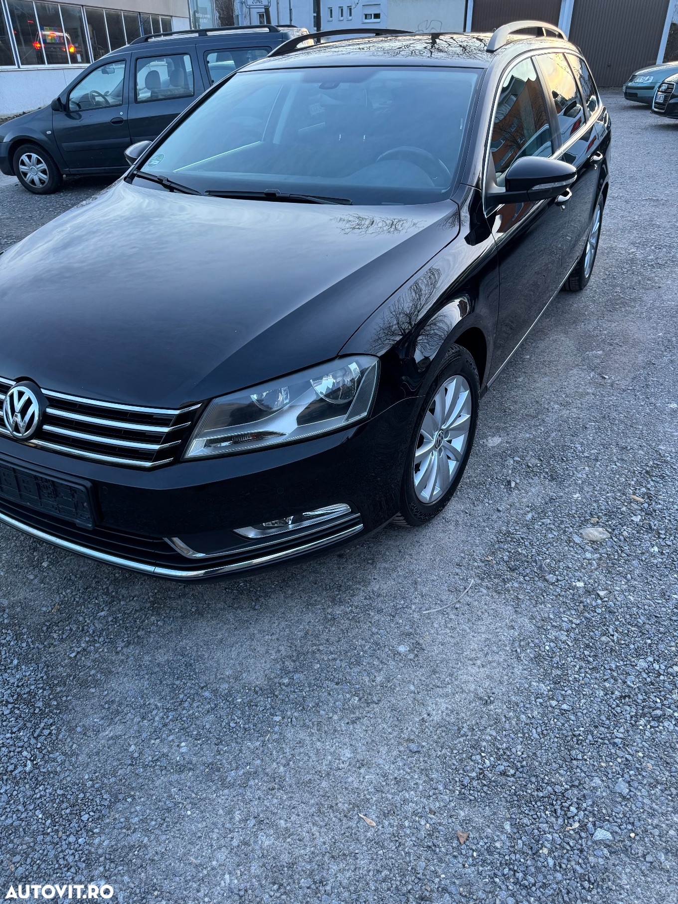 Volkswagen Passat Variant 2.0 Blue TDI DSG SCR Comfortline - 2