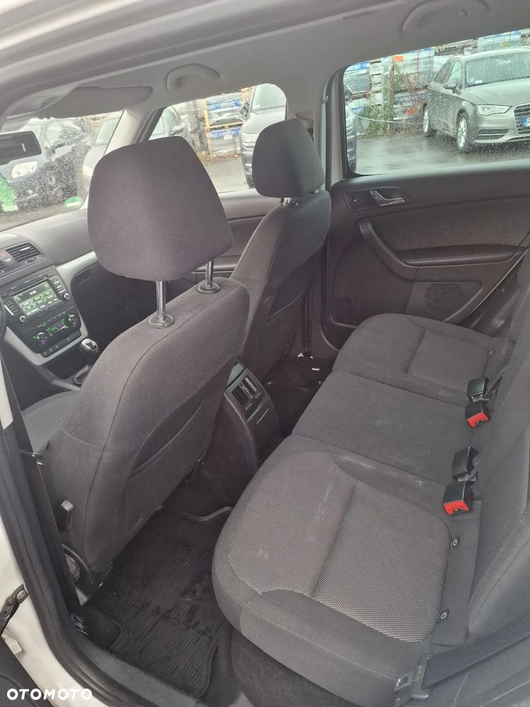 Skoda Yeti 2.0 TDI 4x4 Adventure - 8