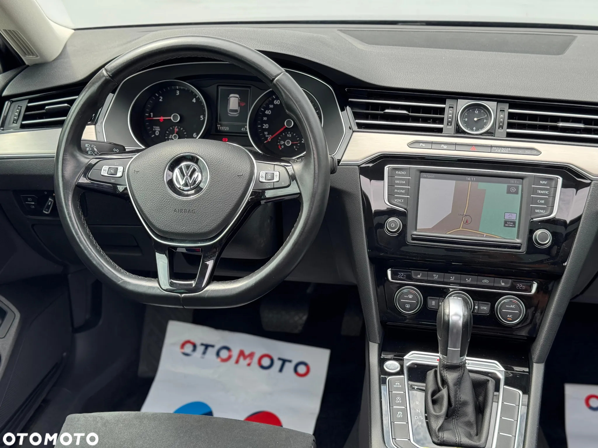 Volkswagen Passat 2.0 TDI 4Mot R-Line Edition DSG - 23