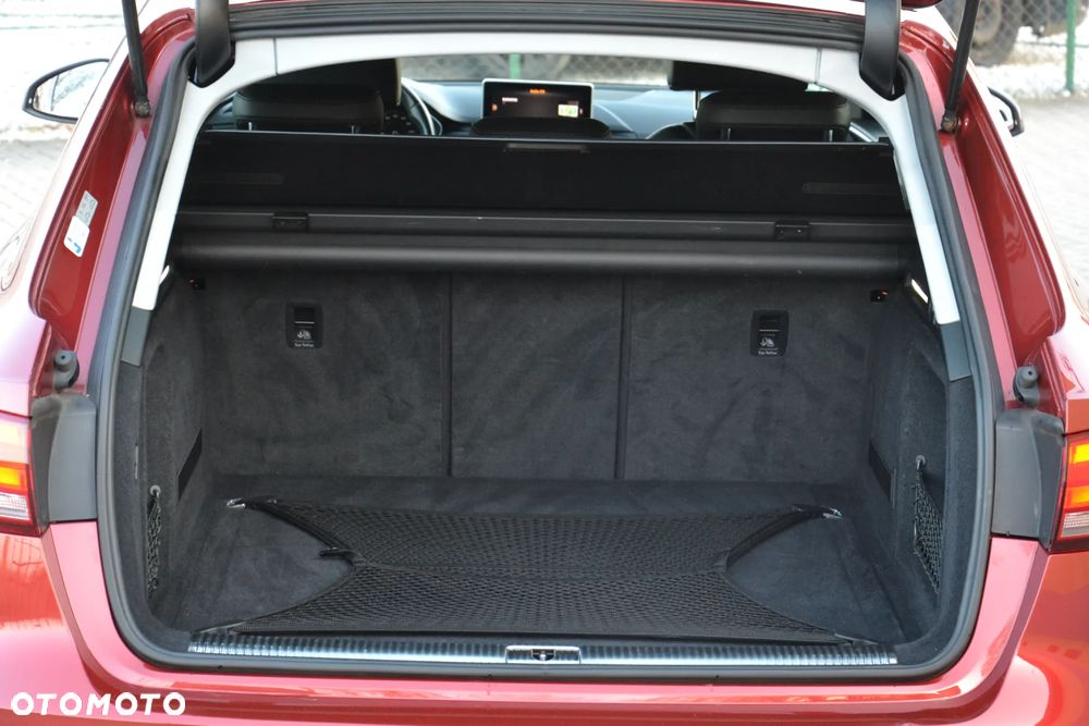 Audi A4 Avant 2.0 TDI ultra S tronic design - 39