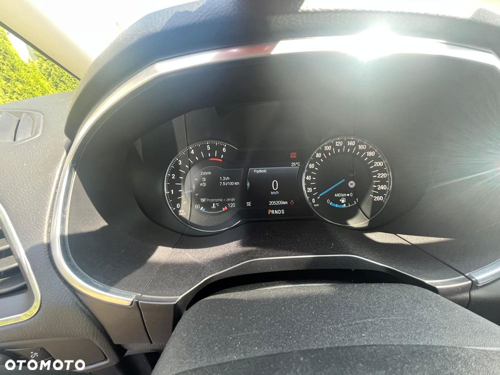 Ford S-Max - 10