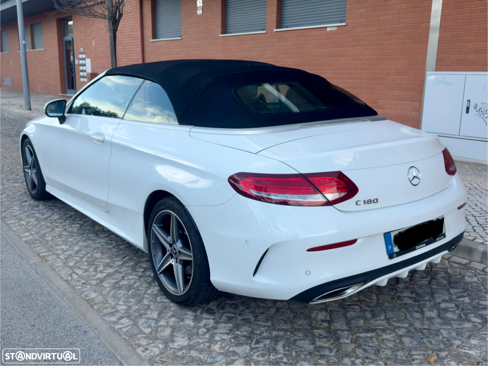Mercedes-Benz C 180 Coupe 7G-TRONIC AMG Line - 13