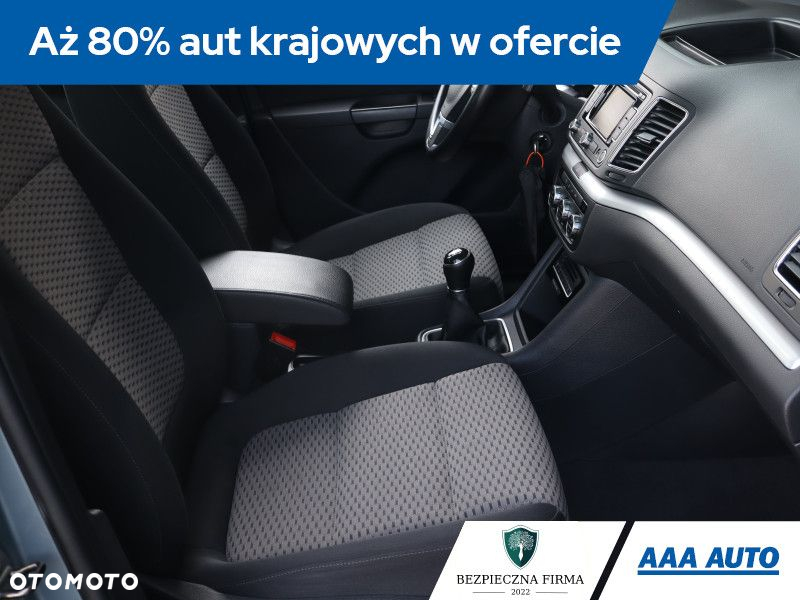 Volkswagen Sharan - 10
