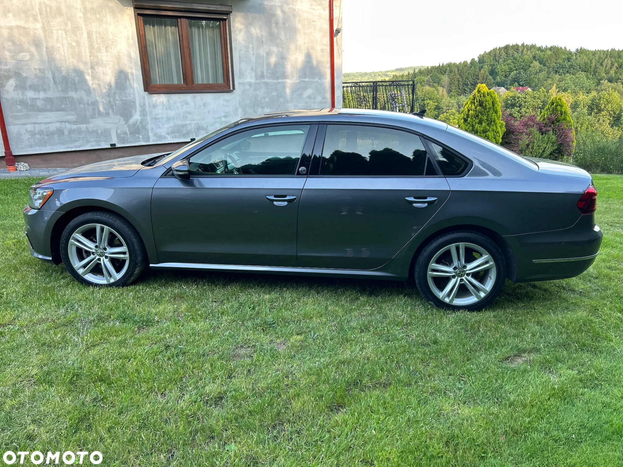 Volkswagen Passat - 3