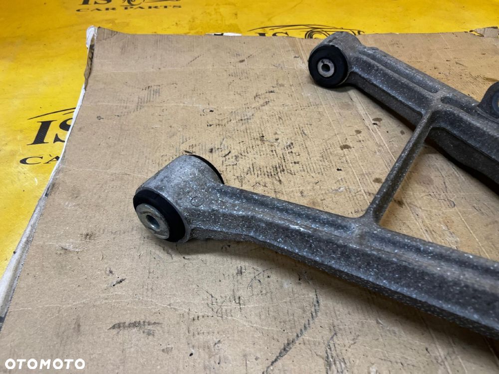 WAHACZ TYŁ TYLNY LEWY DOLNY CHEVROLET CORVETTE C5 97-04 - 2