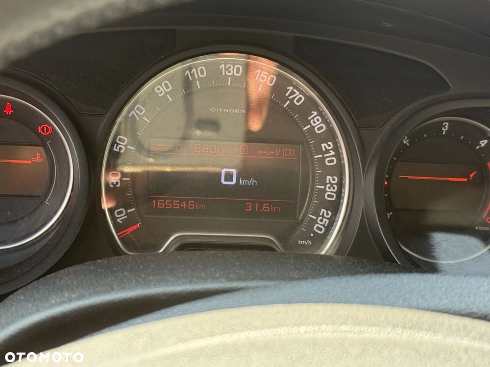 Citroën C5 1.6 HDi Attraction - 19