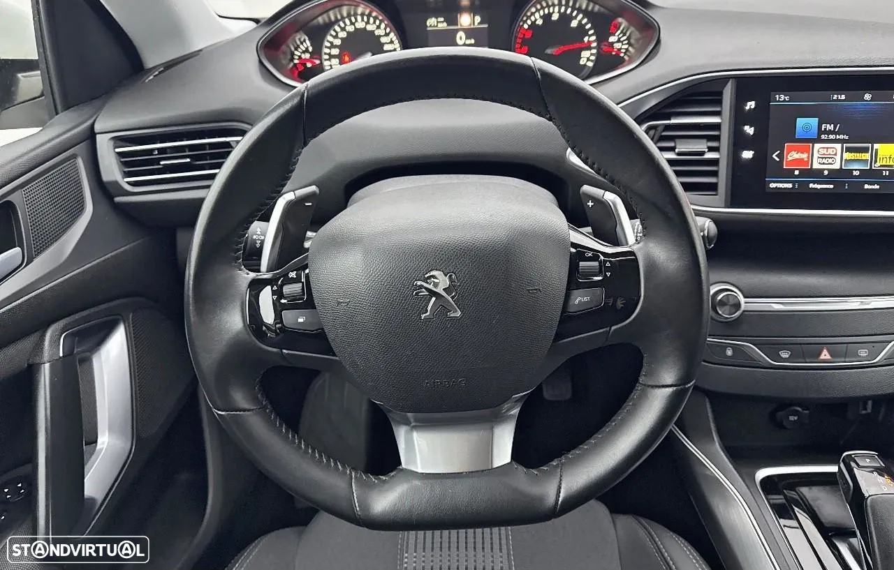 Peugeot 308 1.2 PureTech Allure EAT8 - 4