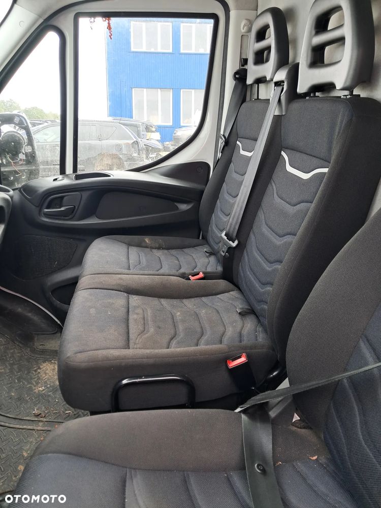 Iveco Daily VI (14-) L5H3 Części karoseria silnik wnętrze - 12