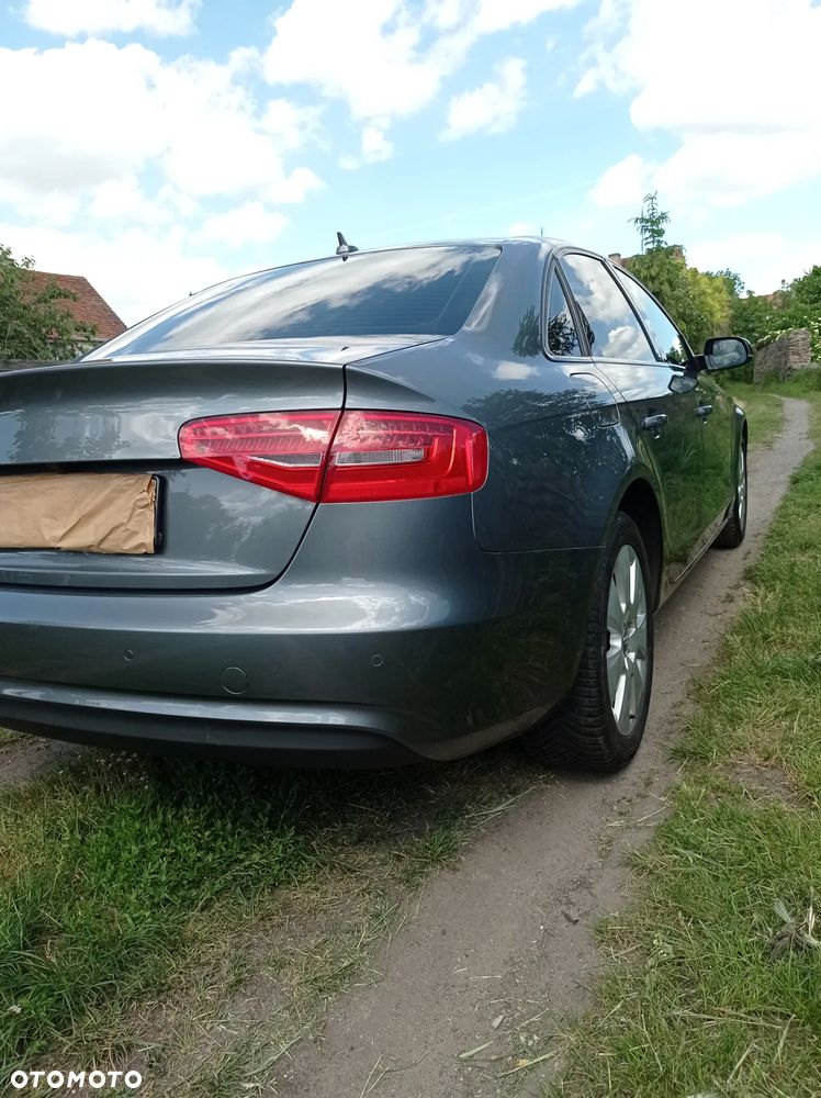 Audi A4 Limousine 2.0 TDI DPF clean diesel multitronic S line Sportpaket - 23