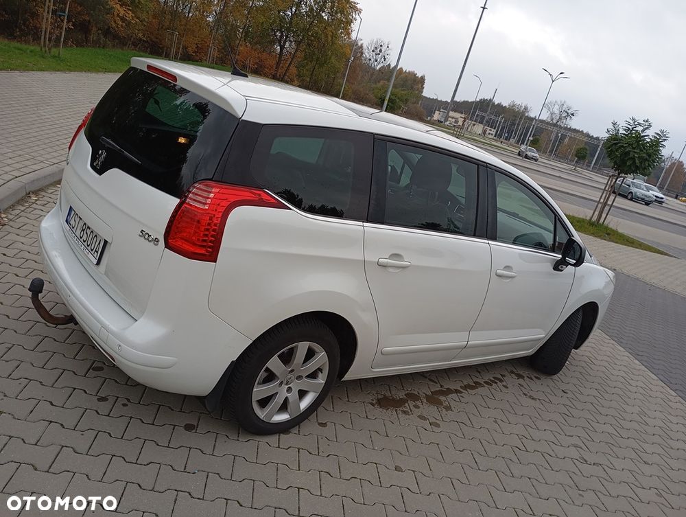 Peugeot 5008 - 2
