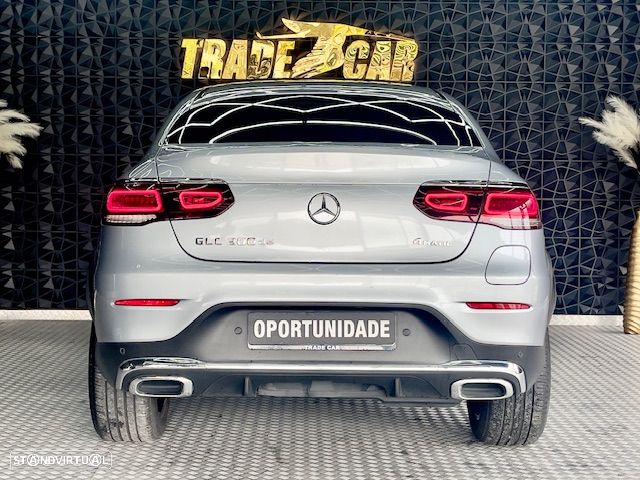 Mercedes-Benz GLC 300 de Coupe 4Matic 9G-TRONIC AMG Line Plus - 9