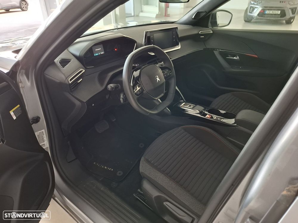 Peugeot e-2008 50 kWh Active Pack - 11