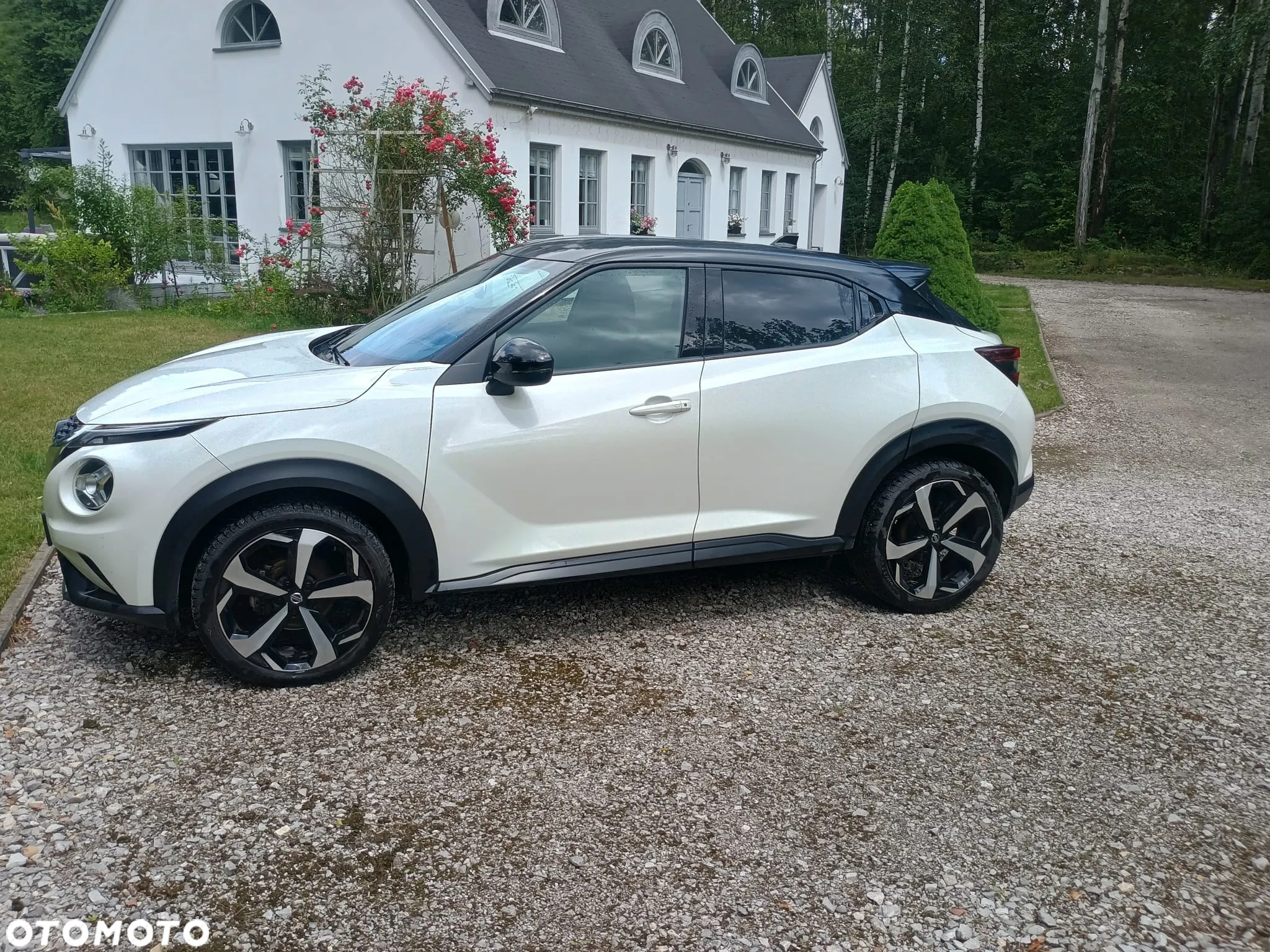 Nissan Juke 1.0 DIG-T N-Connecta - 4