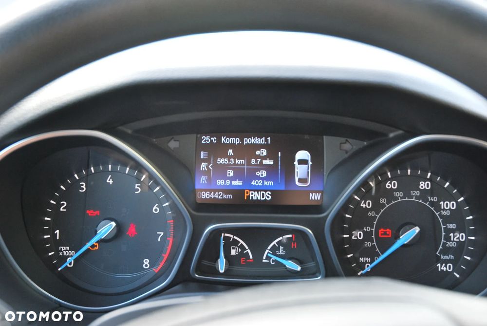 Ford Focus - 13