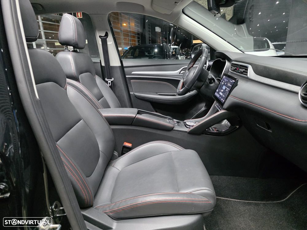 MG ZS Maximal Luxury - 21